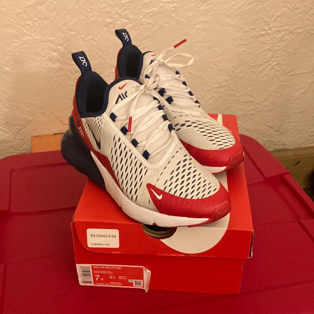 Nike Air Max 270